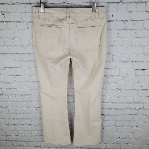 GAP | curvy flare leg corduroy pants - Picture 2 of 8